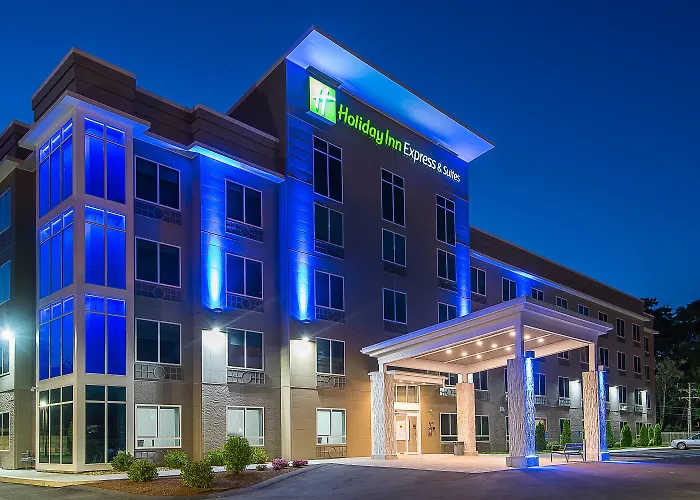 Holiday Inn Express & Suites Norwood, An Ihg Hotel